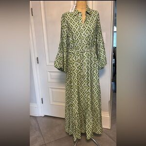 Chic Long Sleeve Patterned Dress NWT